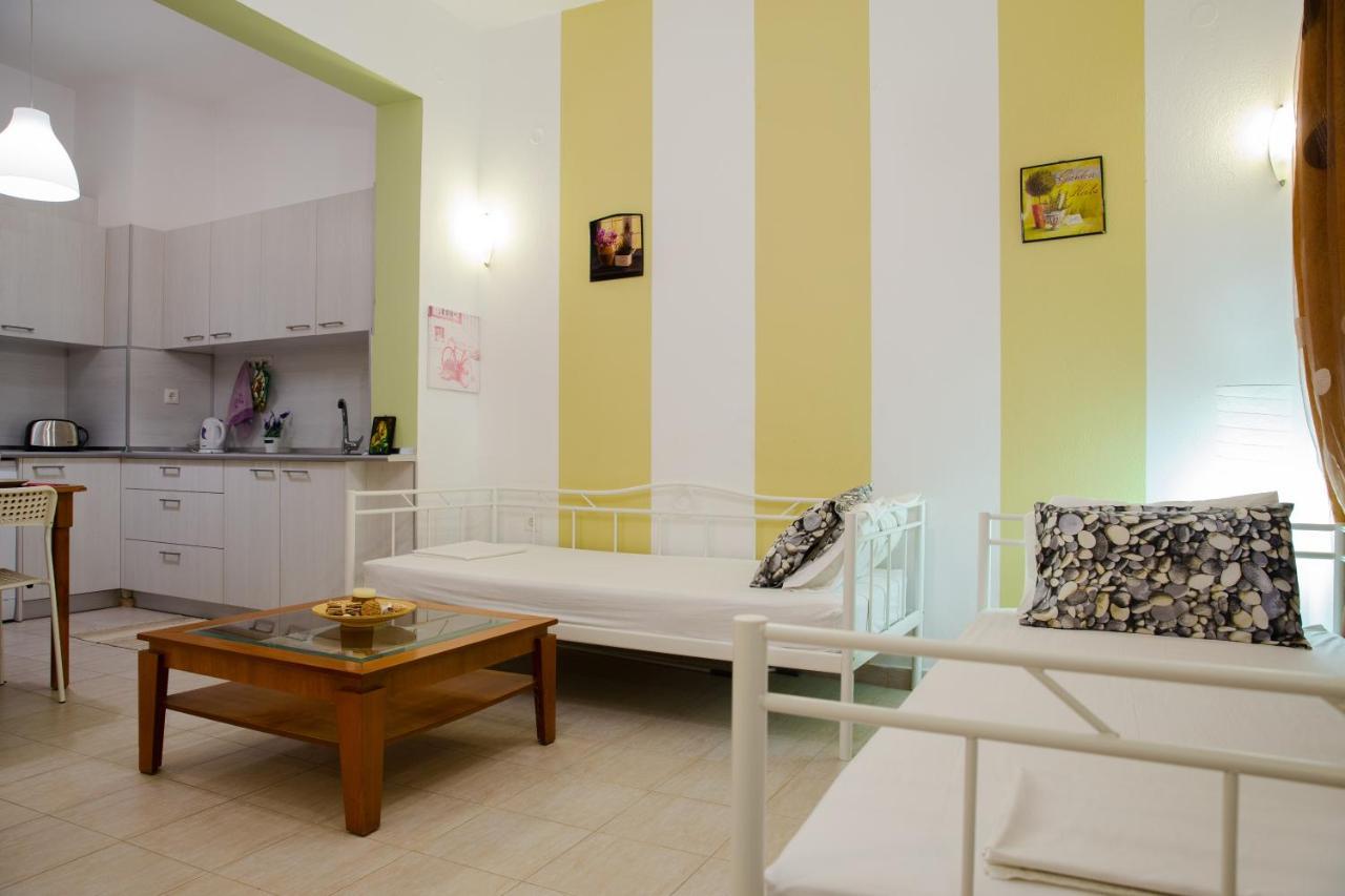 St Peter & Paul At Apartment Haraki